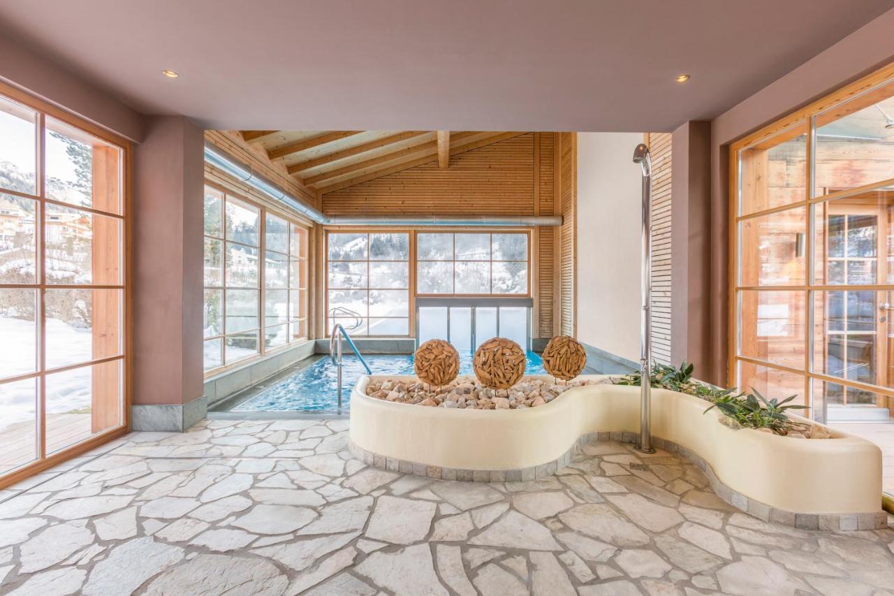 Family Hotel Posta Santa Cristina Val Gardena Kültér fotó