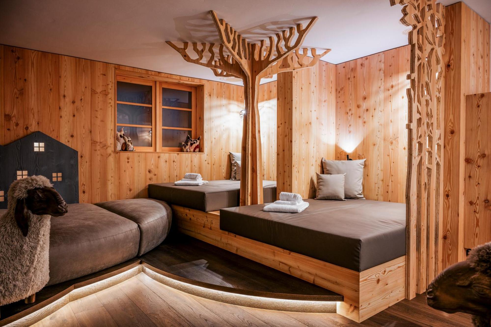 Family Hotel Posta Santa Cristina Val Gardena Kültér fotó